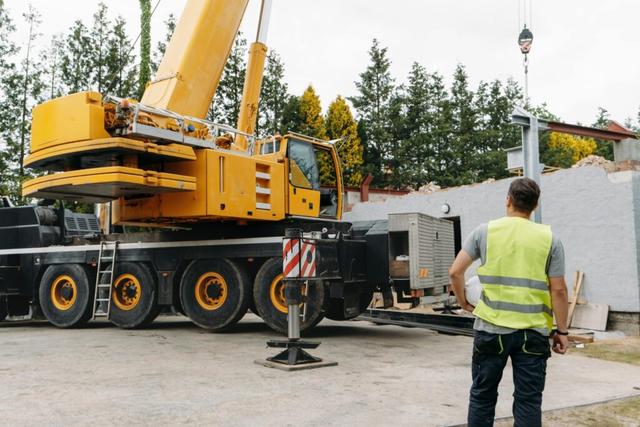 Pedoman Keselamatan untuk Pemasangan Mobile Crane