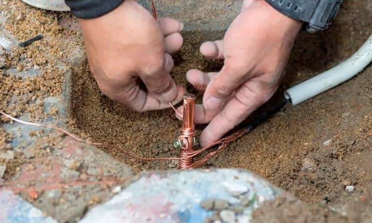 Benarkah Grounding 5 Ohm Berbahaya? Kenali Pentingnya Nilai Tahanan Grounding