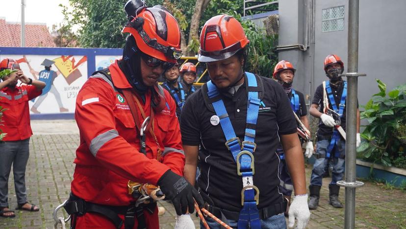 Awareness Bekerja di Ketinggian Batch 10