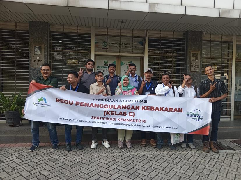 Regu Penanggulangan Kebakaran (Kelas C) Batch 2