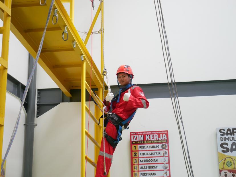 Tenaga Kerja Bangunan Tinggi Tingkat 2 (TKBT) Batch 162