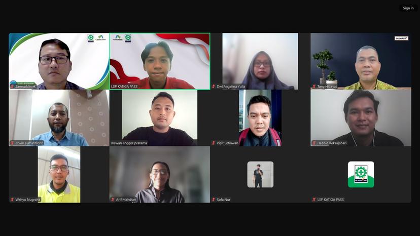 Operator Keselamatan dan Kesehatan Kerja Batch 8