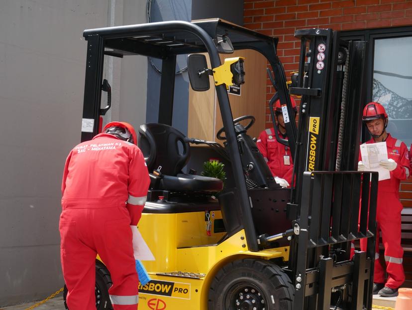 Operator Forklift Kelas II Batch 36