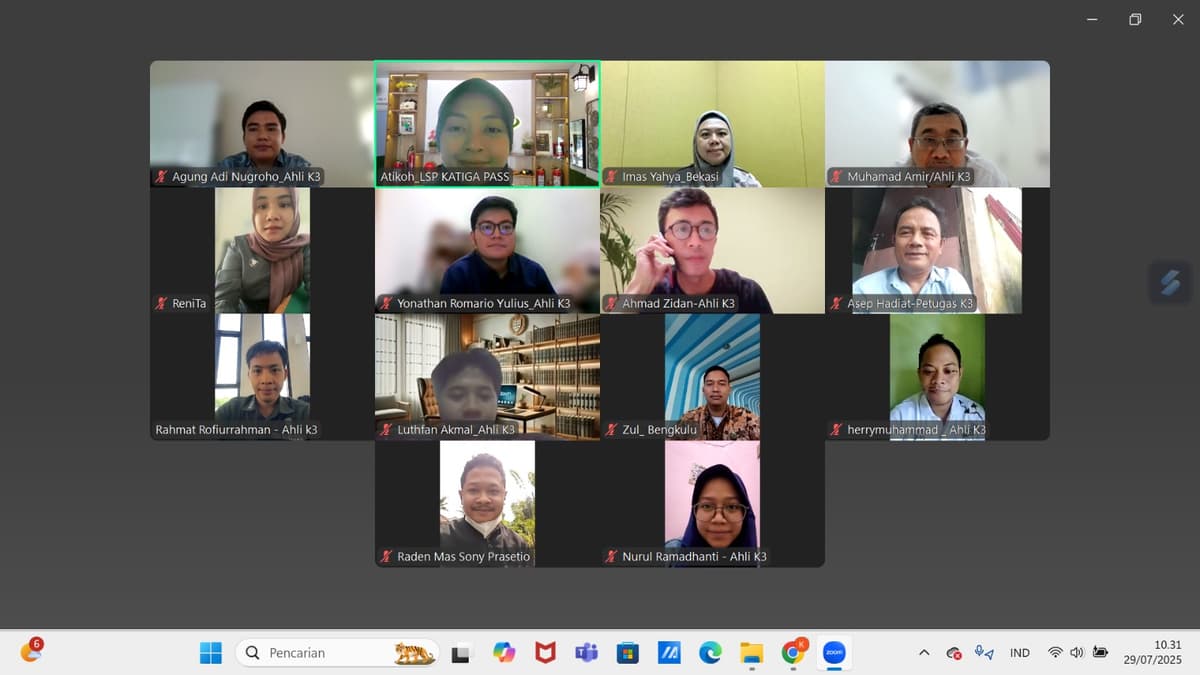 Petugas Keselamatan dan Kesehatan Kerja Batch 13