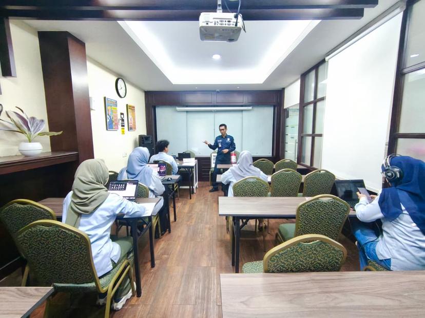 Petugas Keselamatan dan Kesehatan Kerja Batch 16