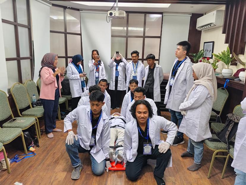 Petugas P3K Batch 172
