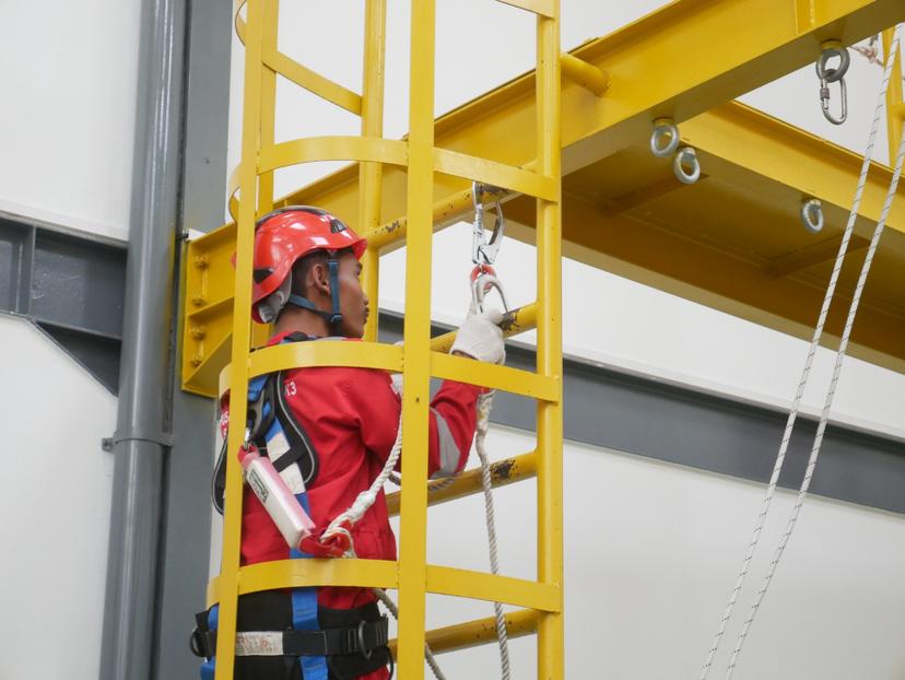 Tenaga Kerja Bangunan Tinggi Tingkat 2 (TKBT) Batch 207