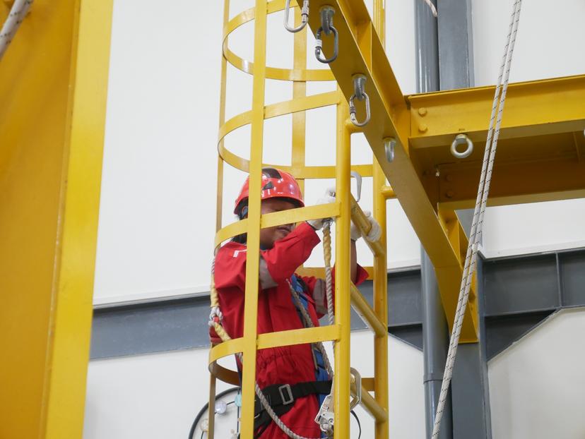 Tenaga Kerja Bangunan Tinggi Tingkat 2 (TKBT) Batch 210