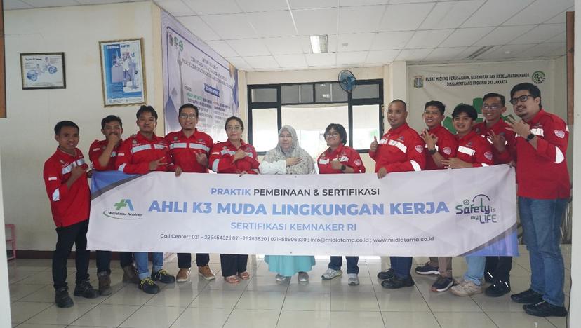 Ahli K3 Muda Lingkungan Kerja Batch 25