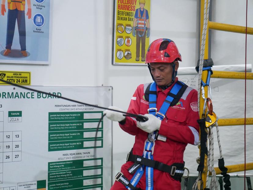 Tenaga Kerja Bangunan Tinggi Tingkat 2 (TKBT) Batch 233