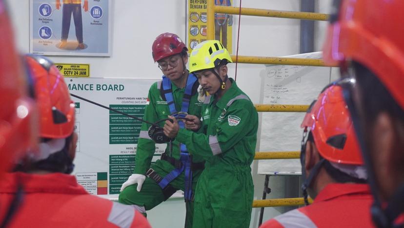 Tenaga Kerja Bangunan Tinggi Tingkat 2 (TKBT) Batch 235