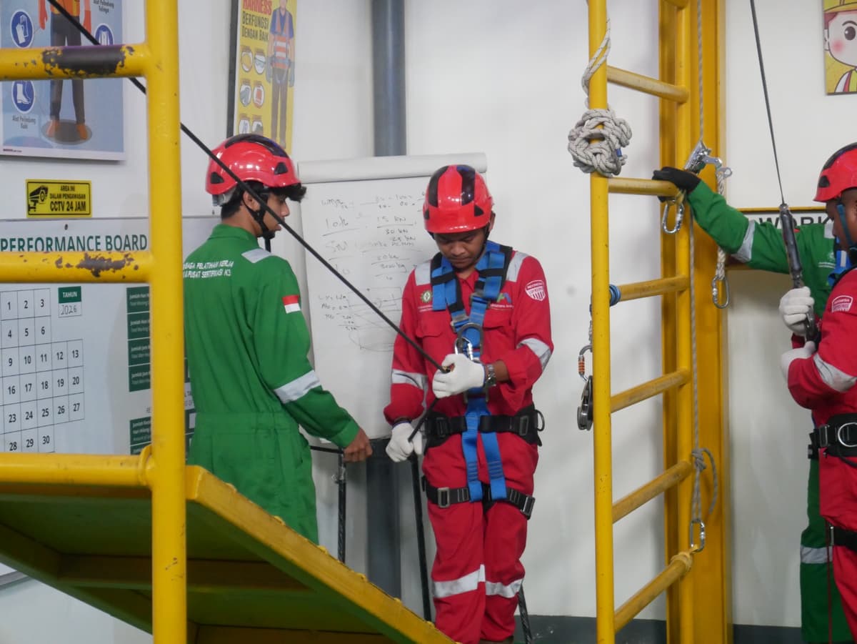 Tenaga Kerja Bangunan Tinggi Tingkat 2 (TKBT) Batch 266