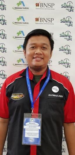 RIZKA RACHMAD SANTOSO