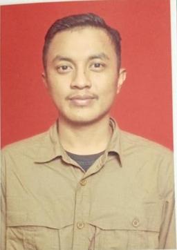 Muhammad Iqbal Yuze