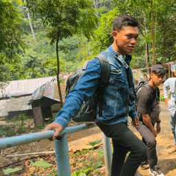 Surya Elia Manurung