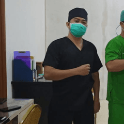 Bobi Saputra, A.Md.Kep