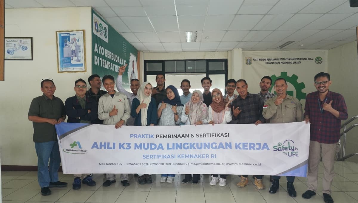 Ahli K3 Muda Lingkungan Kerja Batch 21