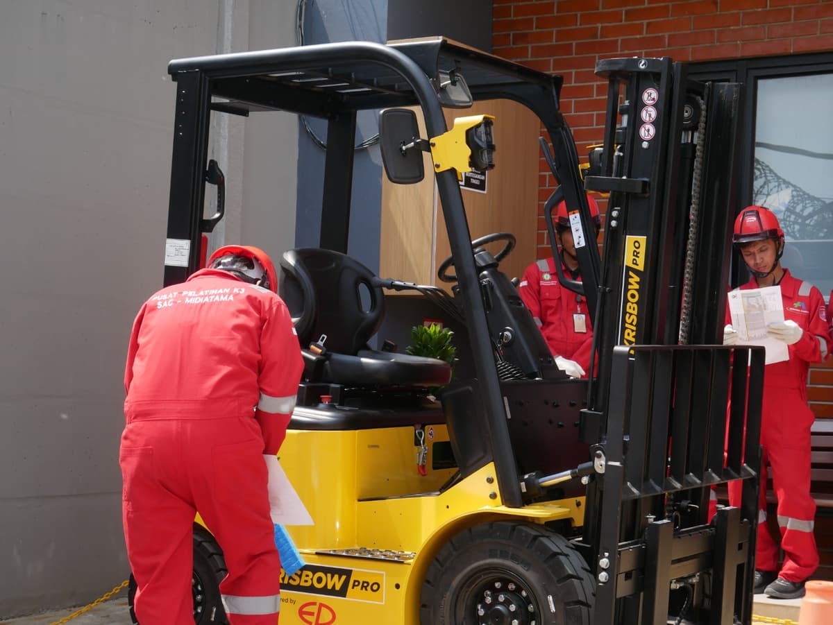 Operator Forklift Kelas II Batch 36