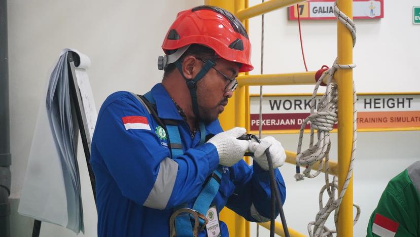 Tenaga Kerja Bangunan Tinggi Tingkat 2 (TKBT) Batch 216