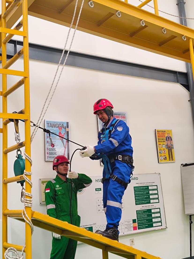 Tenaga Kerja Bangunan Tinggi Tingkat 2 (TKBT) Batch 223