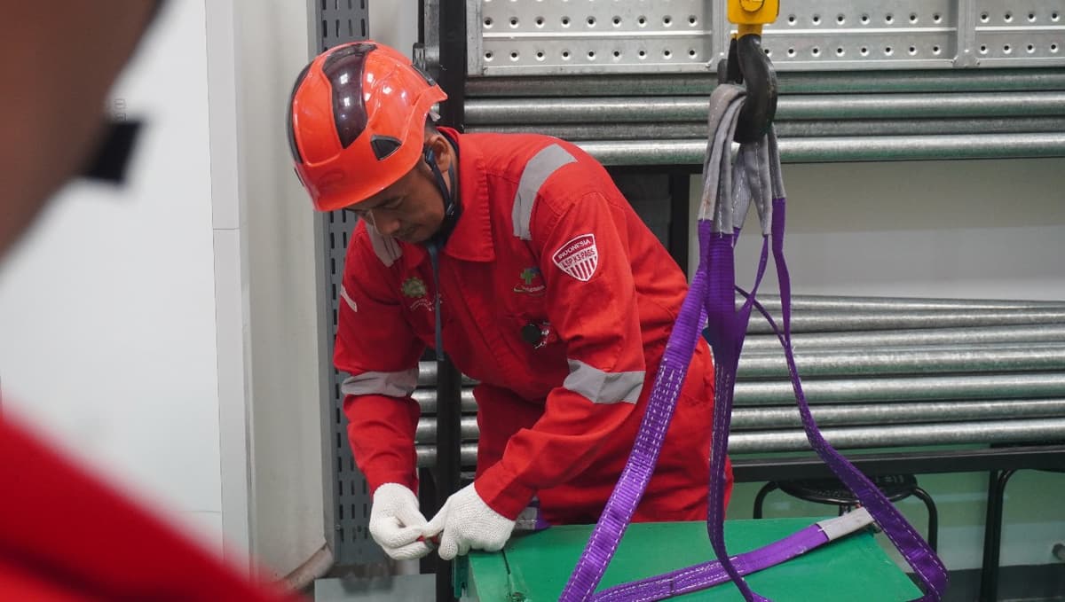 Operator Overhead Crane Kelas 3 Batch 6