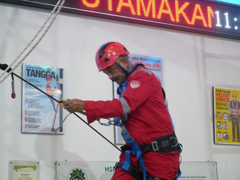 Tenaga Kerja Bangunan Tinggi Tingkat 2 (TKBT) Batch 239