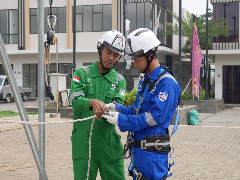 Tenaga Kerja Bangunan Tinggi Tingkat 2 (TKBT) Batch 241