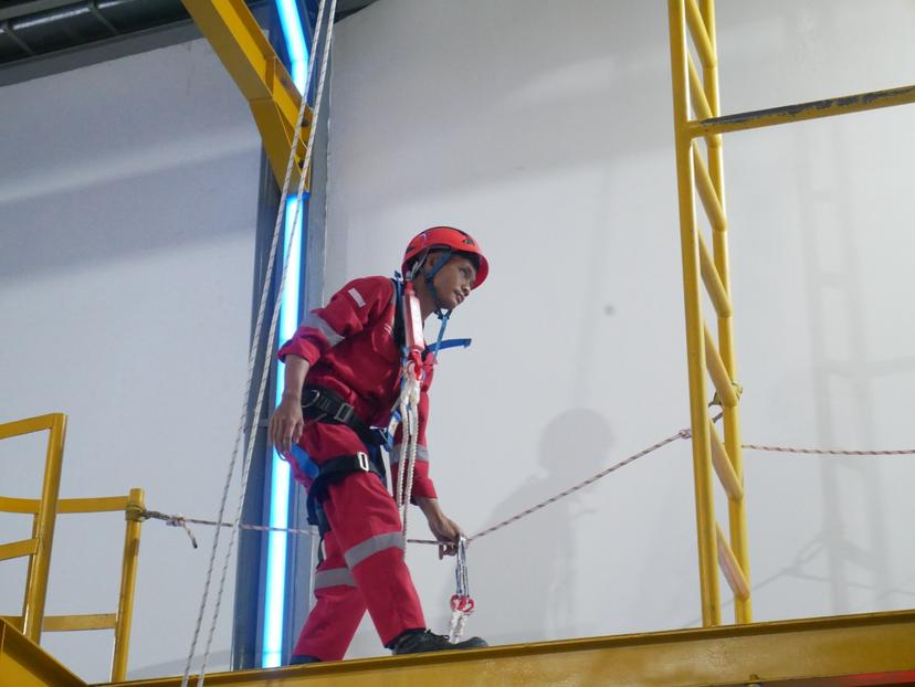 Tenaga Kerja Bangunan Tinggi Tingkat 2 (TKBT) Batch 243