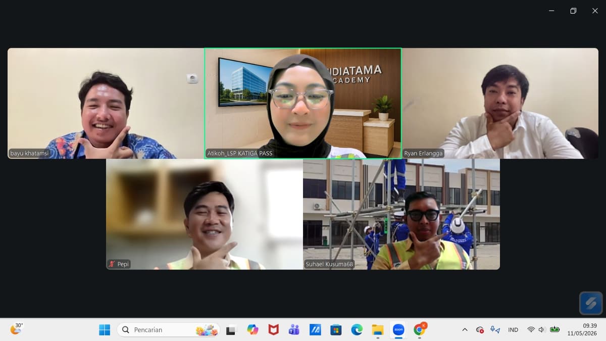 Petugas Keselamatan dan Kesehatan Kerja Batch 28