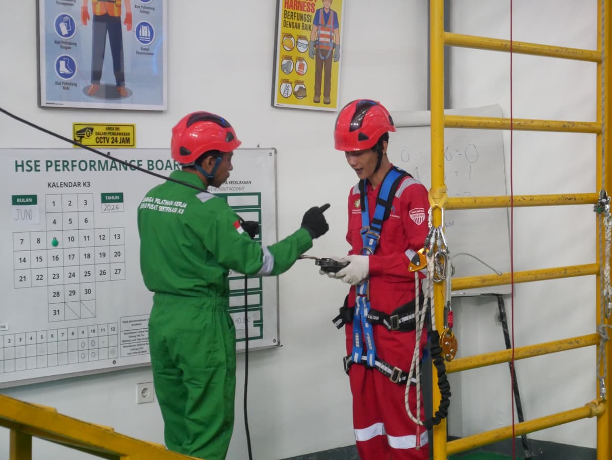 Tenaga Kerja Bangunan Tinggi Tingkat 2 (TKBT) Batch 280