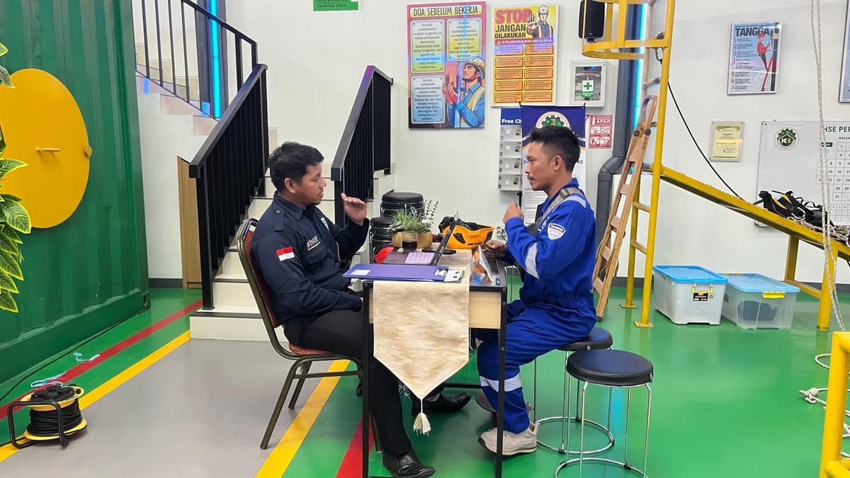 Tenaga Kerja Pada Ketinggian Tingkat 1 (TKPK1) BNSP Batch 11