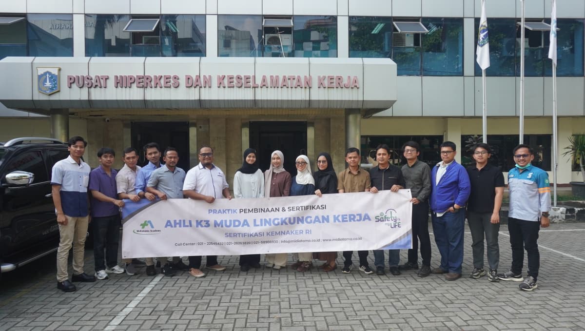 Ahli K3 Muda Lingkungan Kerja Batch 31