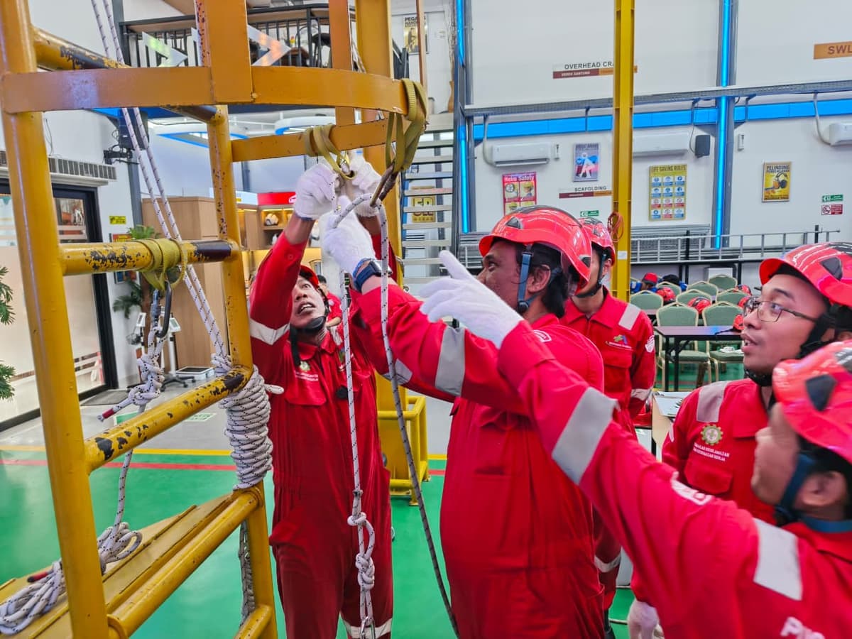 Tenaga Kerja Bangunan Tinggi Tingkat 2 (TKBT) Batch 312