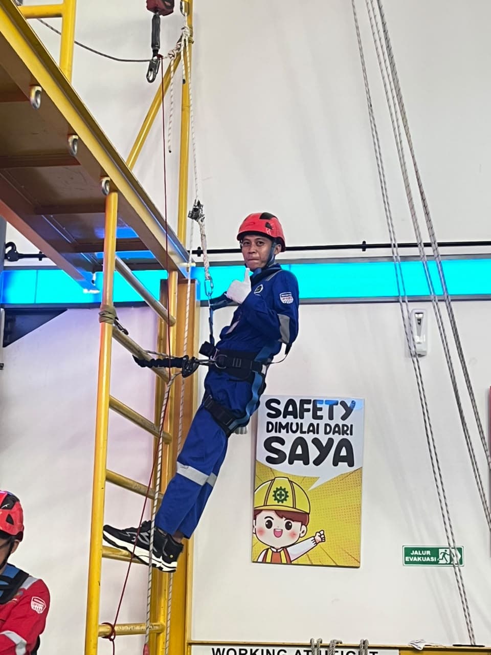 Tenaga Kerja Bangunan Tinggi Tingkat 2 (TKBT2) BNSP Batch 30